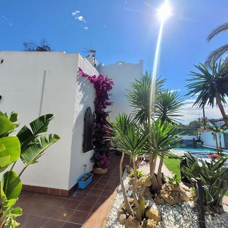 Gatu Premium Villa Lurberri Piscina Privada, 4 Dormitorios, 2 Banos, Parking , Jardines, " Preferente Mayores De 25 Anos Y Familias " In Y Barbacoa ชิกลานา เด ลา ฟรอนเตรา ภายนอก รูปภาพ