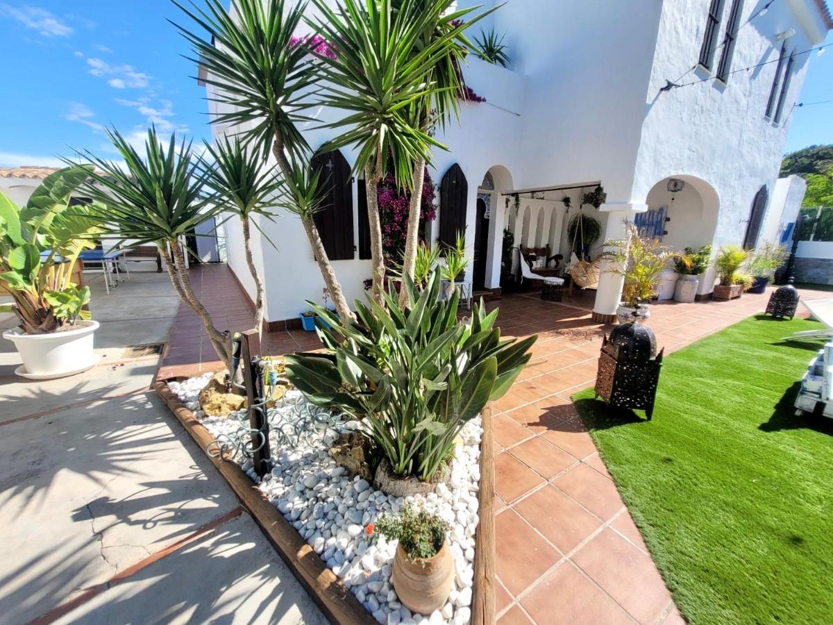 Gatu Premium Villa Lurberri Piscina Privada, 4 Dormitorios, 2 Banos, Parking , Jardines, " Preferente Mayores De 25 Anos Y Familias " In Y Barbacoa ชิกลานา เด ลา ฟรอนเตรา ภายนอก รูปภาพ